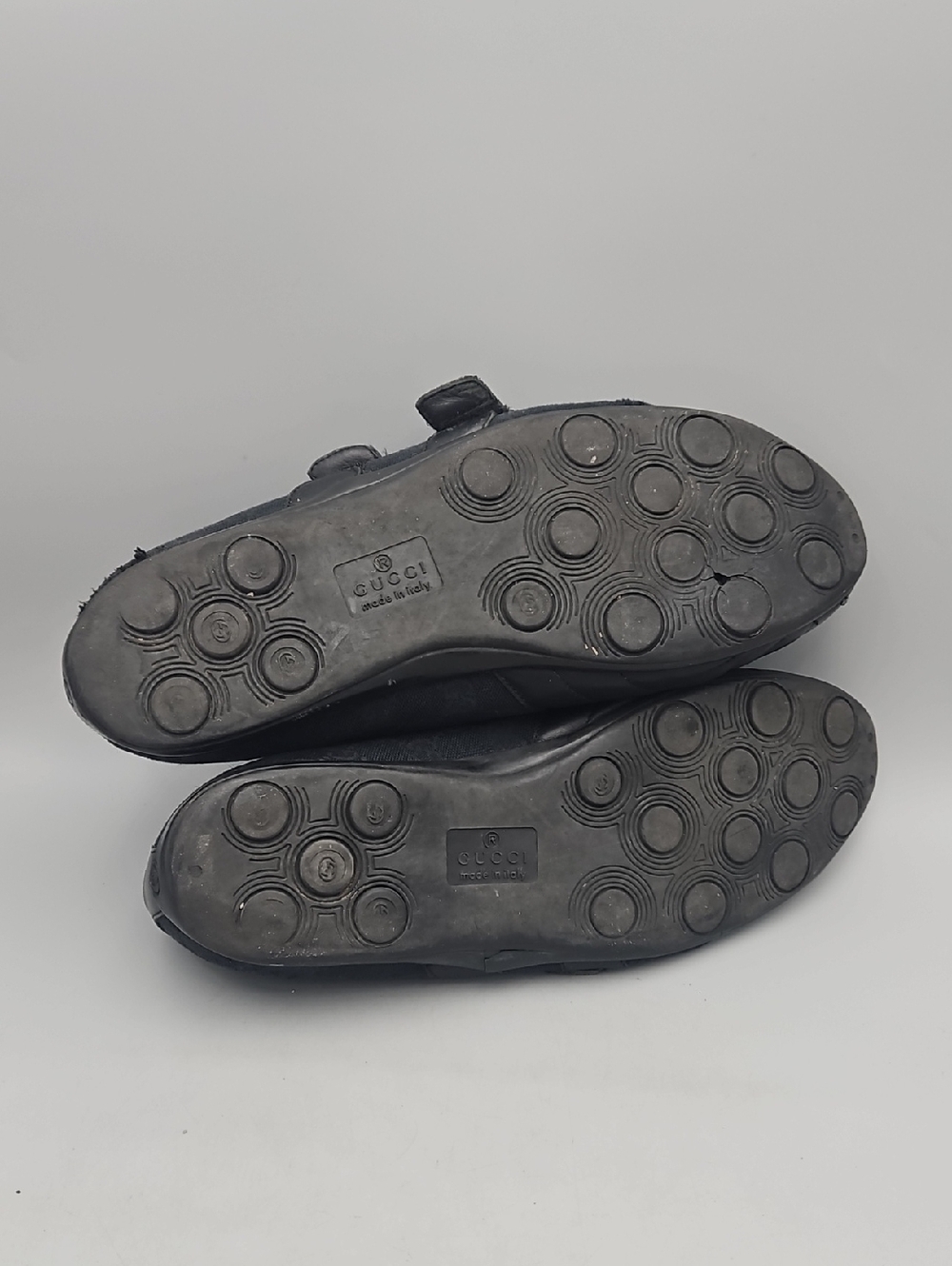 Vintage Gucci men's black leather sneakers - Picture 12 of 16